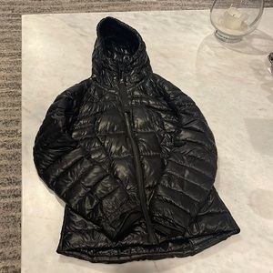 Lululemon Pack It Down  Black Size 2 Womens